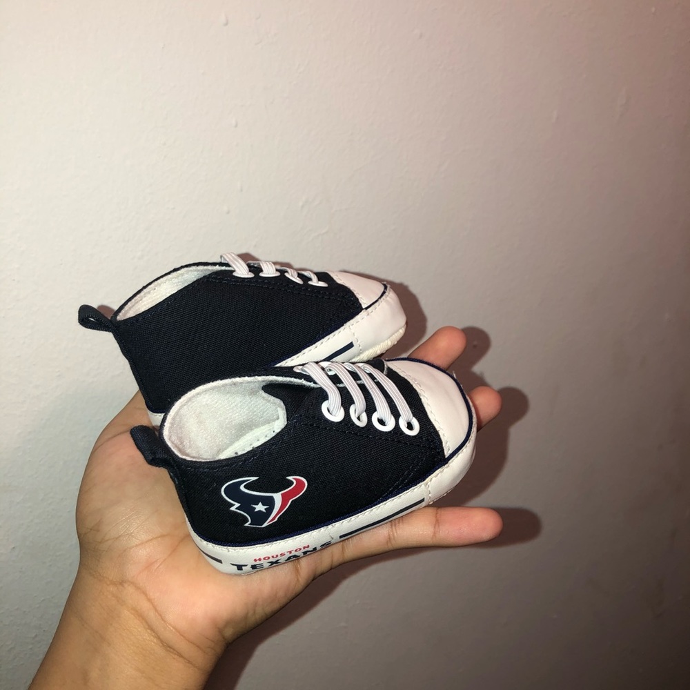 Baby shoes